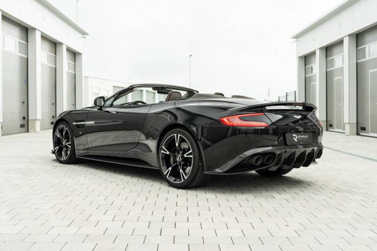 Aston Martin Vanquish S Volante